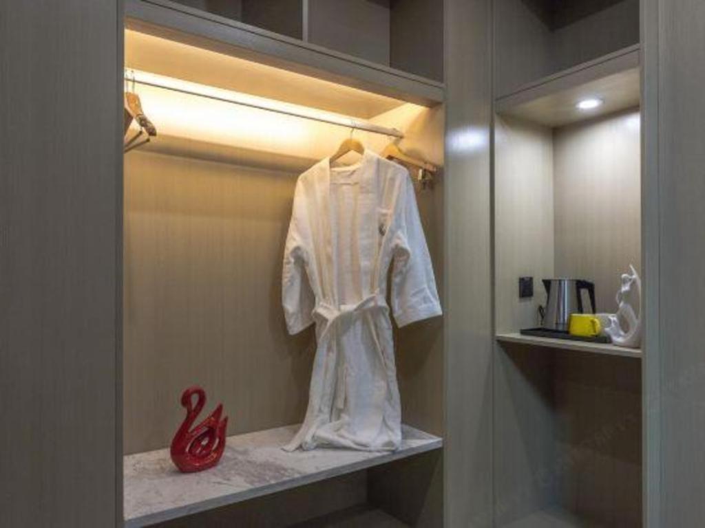 Gya Changzhou Wujin District Hutang New Era Furniture Plaza Hotel Esterno foto