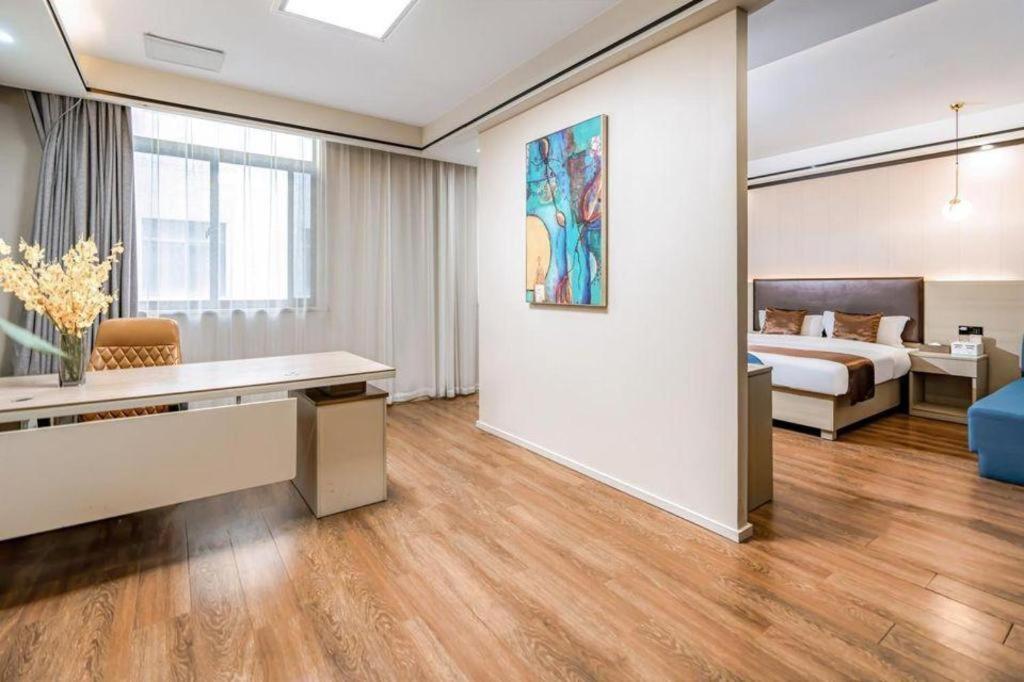 Gya Changzhou Wujin District Hutang New Era Furniture Plaza Hotel Esterno foto