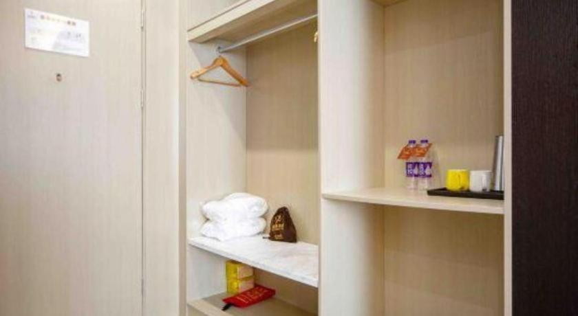 Gya Changzhou Wujin District Hutang New Era Furniture Plaza Hotel Esterno foto