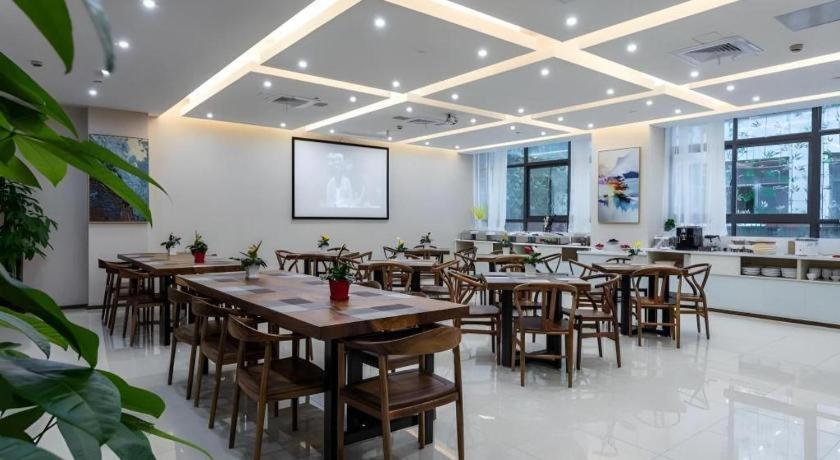 Gya Changzhou Wujin District Hutang New Era Furniture Plaza Hotel Esterno foto